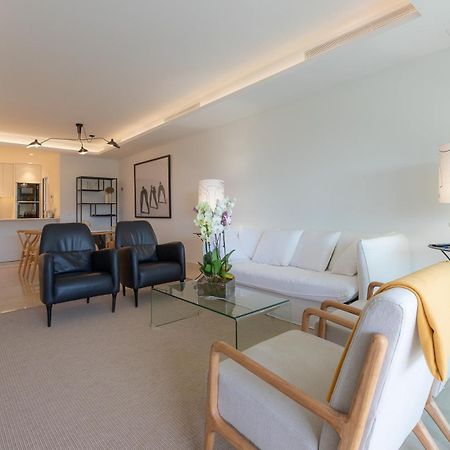 Lujoso Apartamento Con Piscina En Paseo Maritimo Marbella Bagian luar foto